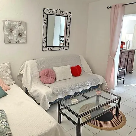 アパート Massilia 18 *